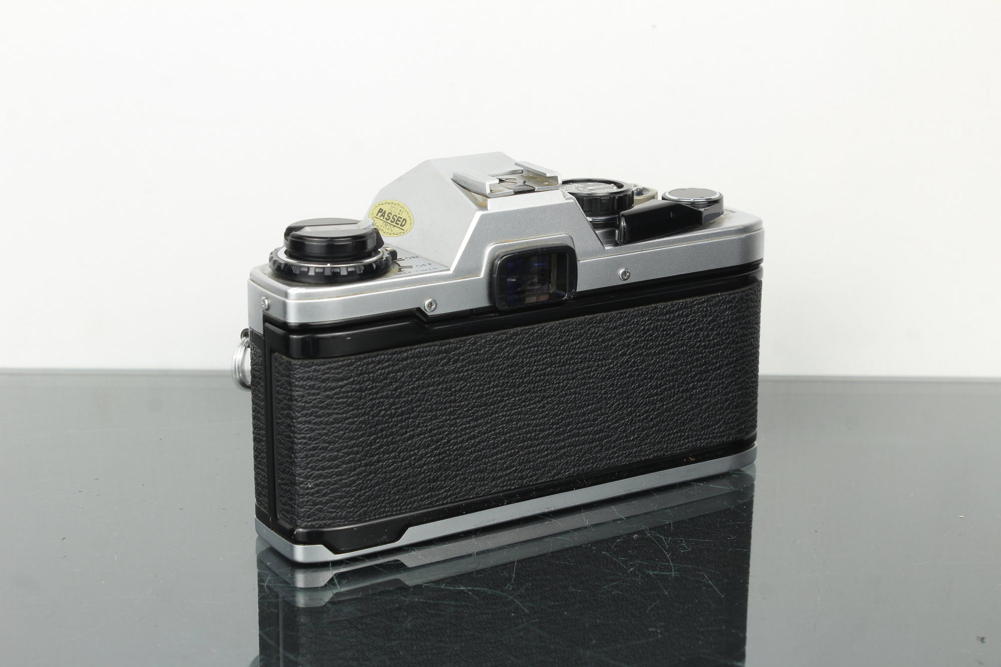 Olympus OM10 + OM 50mm f/1.8