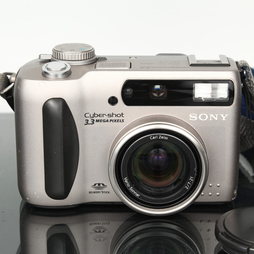 Sony Cyber-shot DSC-S75
