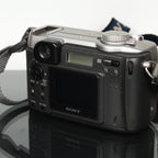 Sony Cyber-shot DSC-S75
