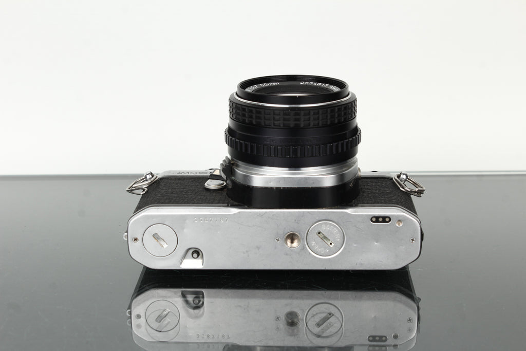 Pentax ME Super + Pentax-M 50mm f/1.7