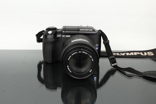Olympus E-300 + Zuiko 40-150mm f/3.5-4.5