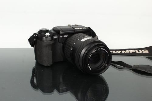 Olympus E-300 + Zuiko 40-150mm f/3.5-4.5