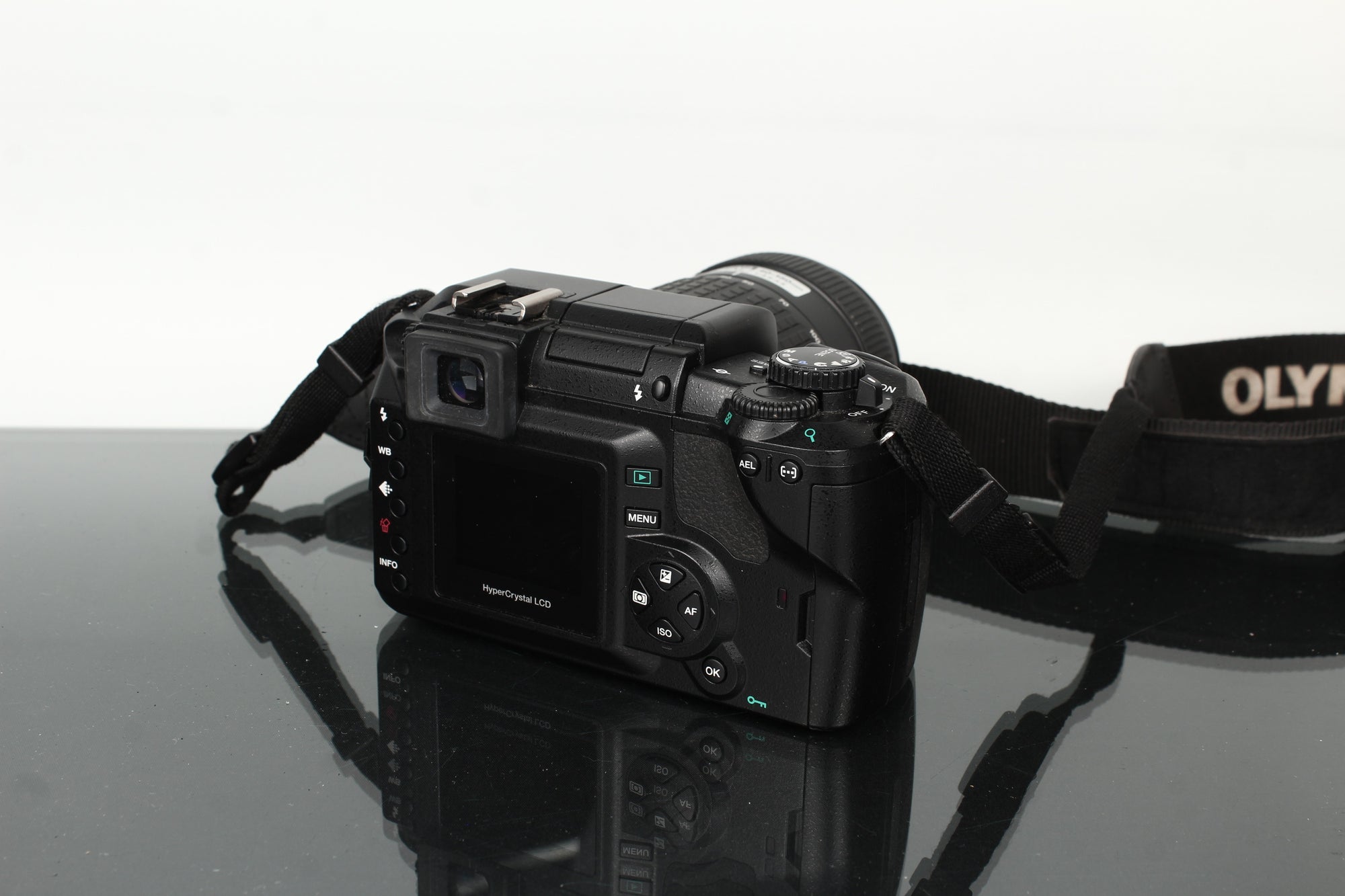 Olympus E-300 + Zuiko 40-150mm f/3.5-4.5