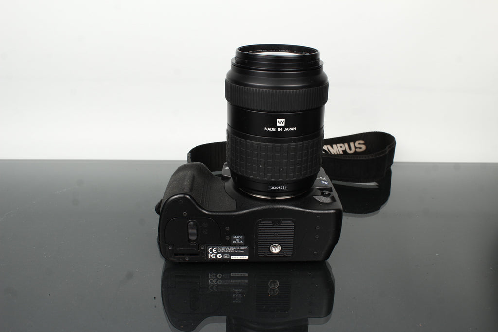 Olympus E-300 + Zuiko 40-150mm f/3.5-4.5