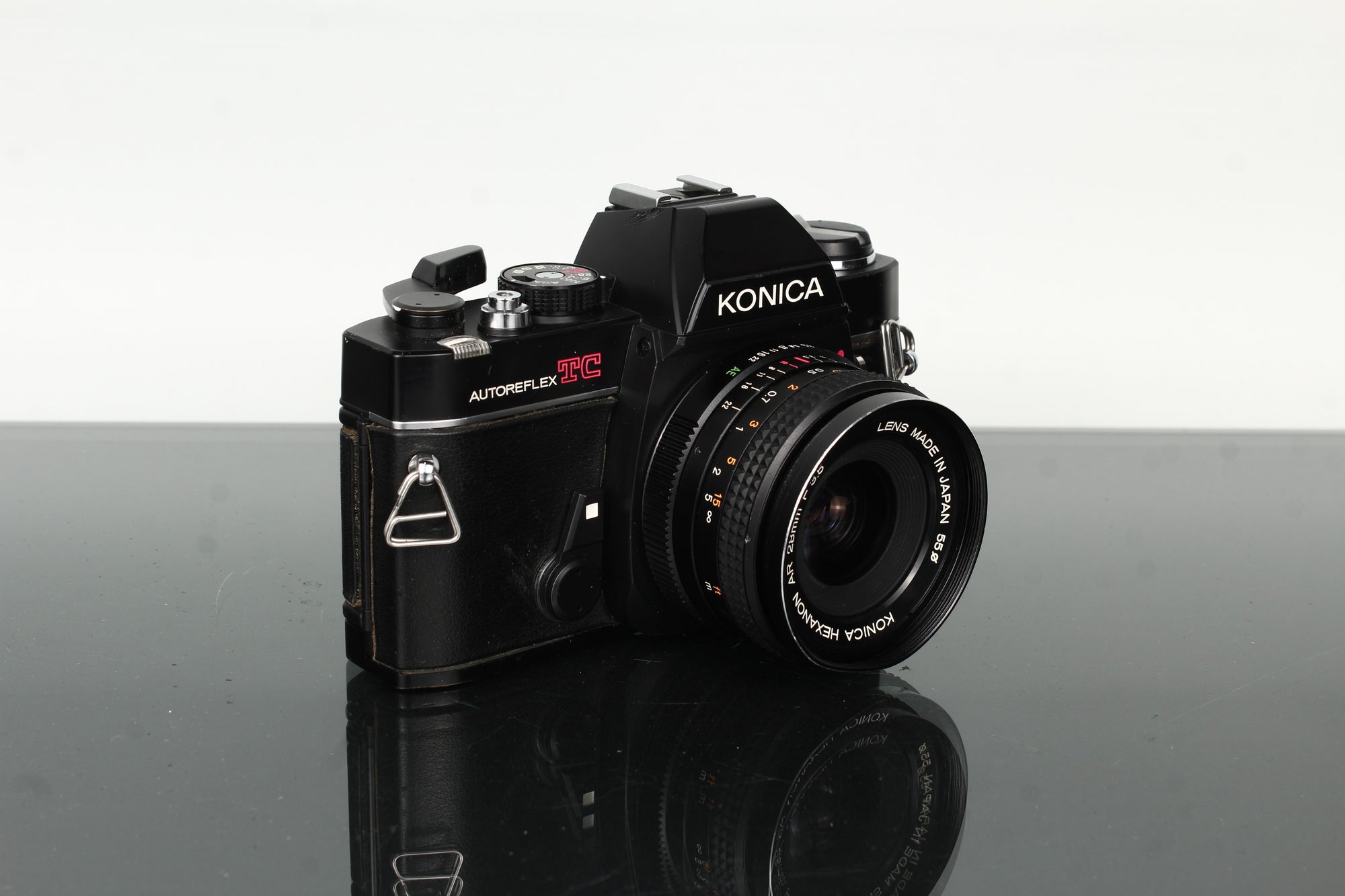 Konica Autoreflex TC + Konica Hexanon AR 28mm F/3.5