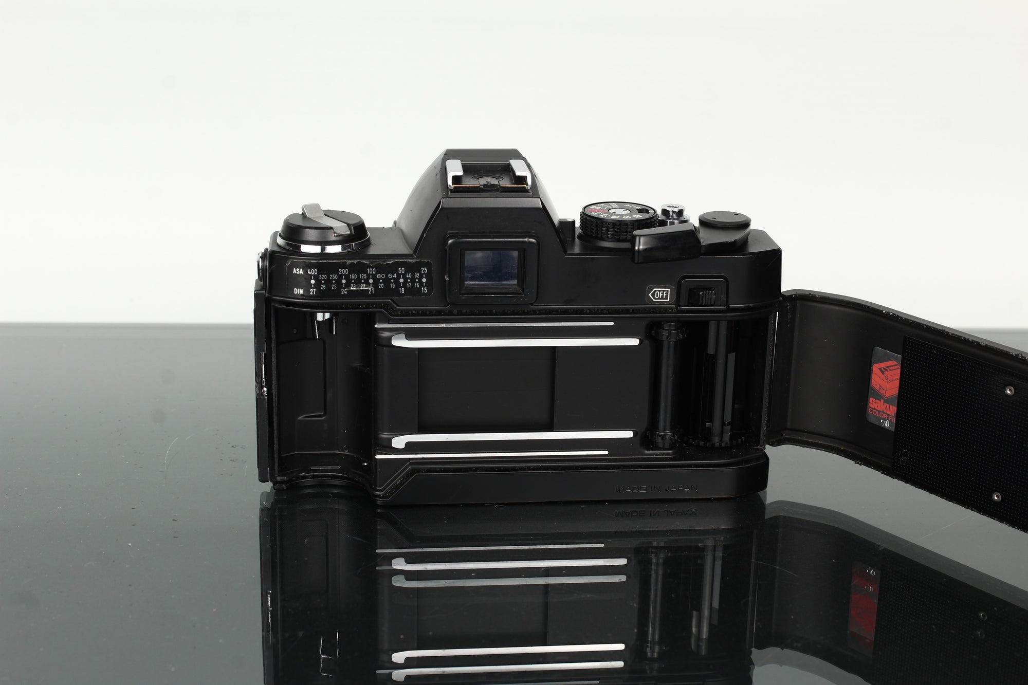 Konica Autoreflex TC + Konica Hexanon AR 28mm F/3.5