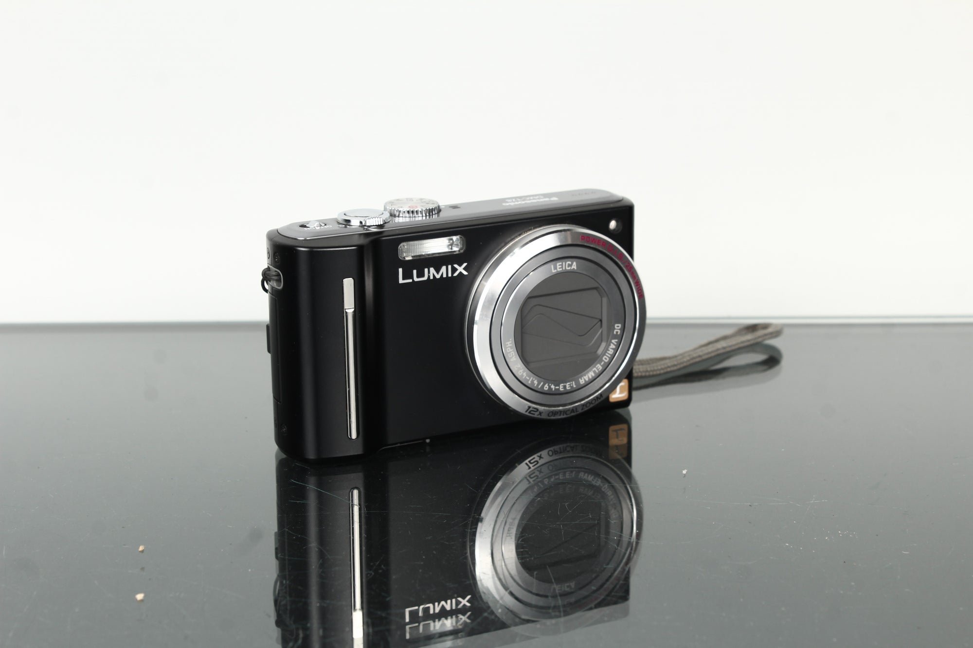 Panasonic Lumix DMC-TZ8