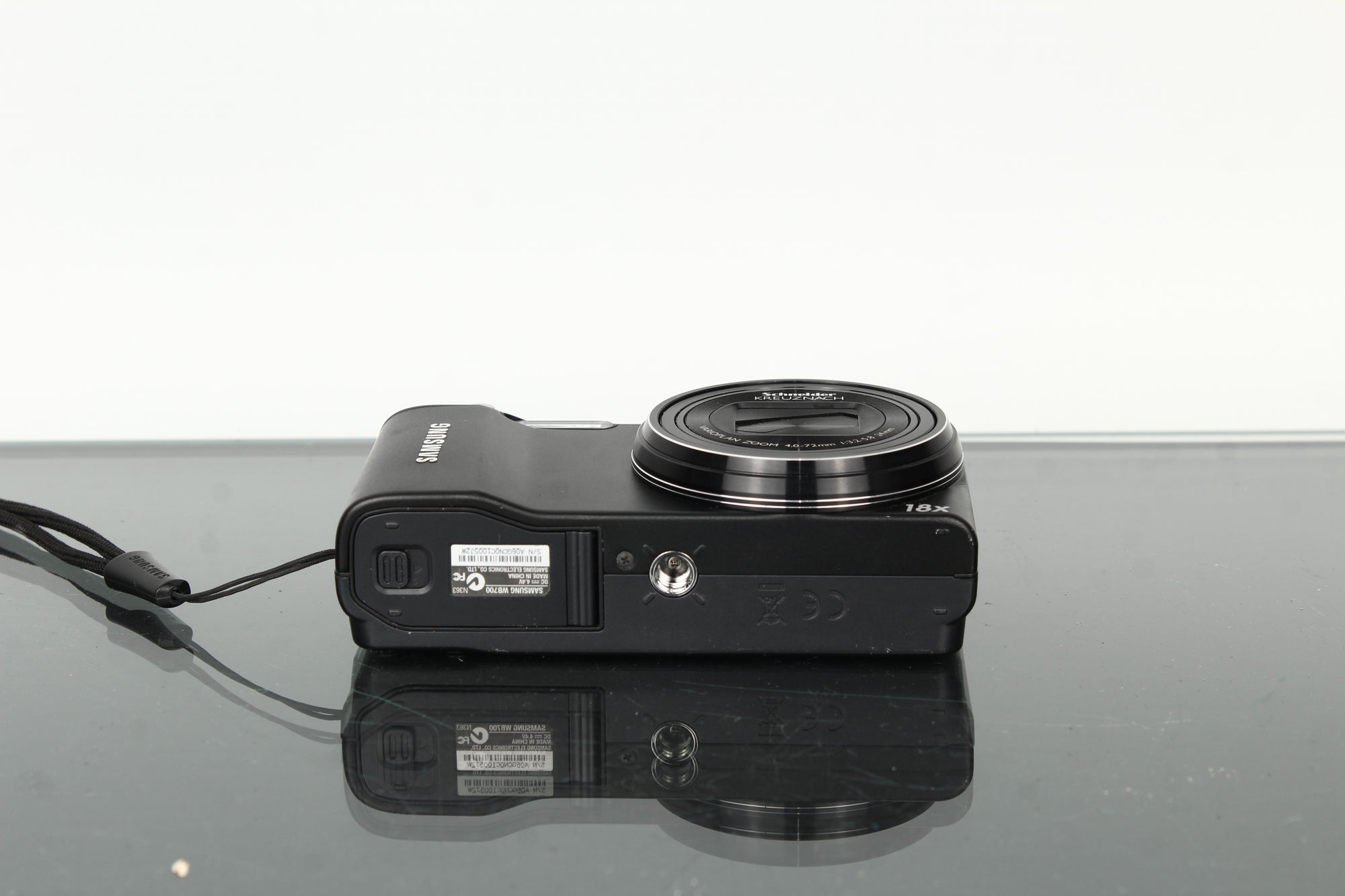 Samsung WB700