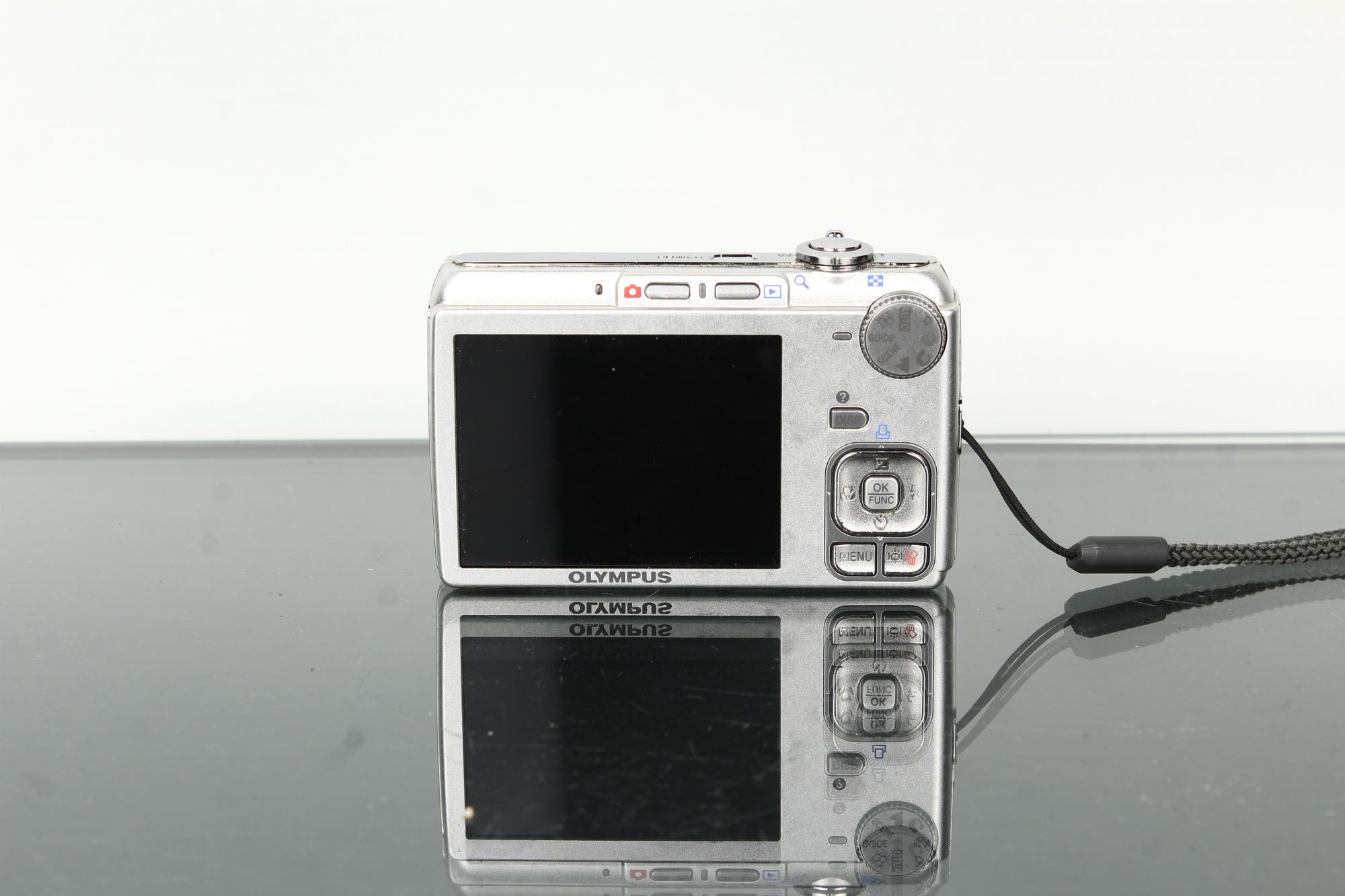 Olympus FE-320