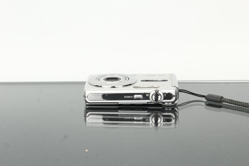 Olympus FE-320