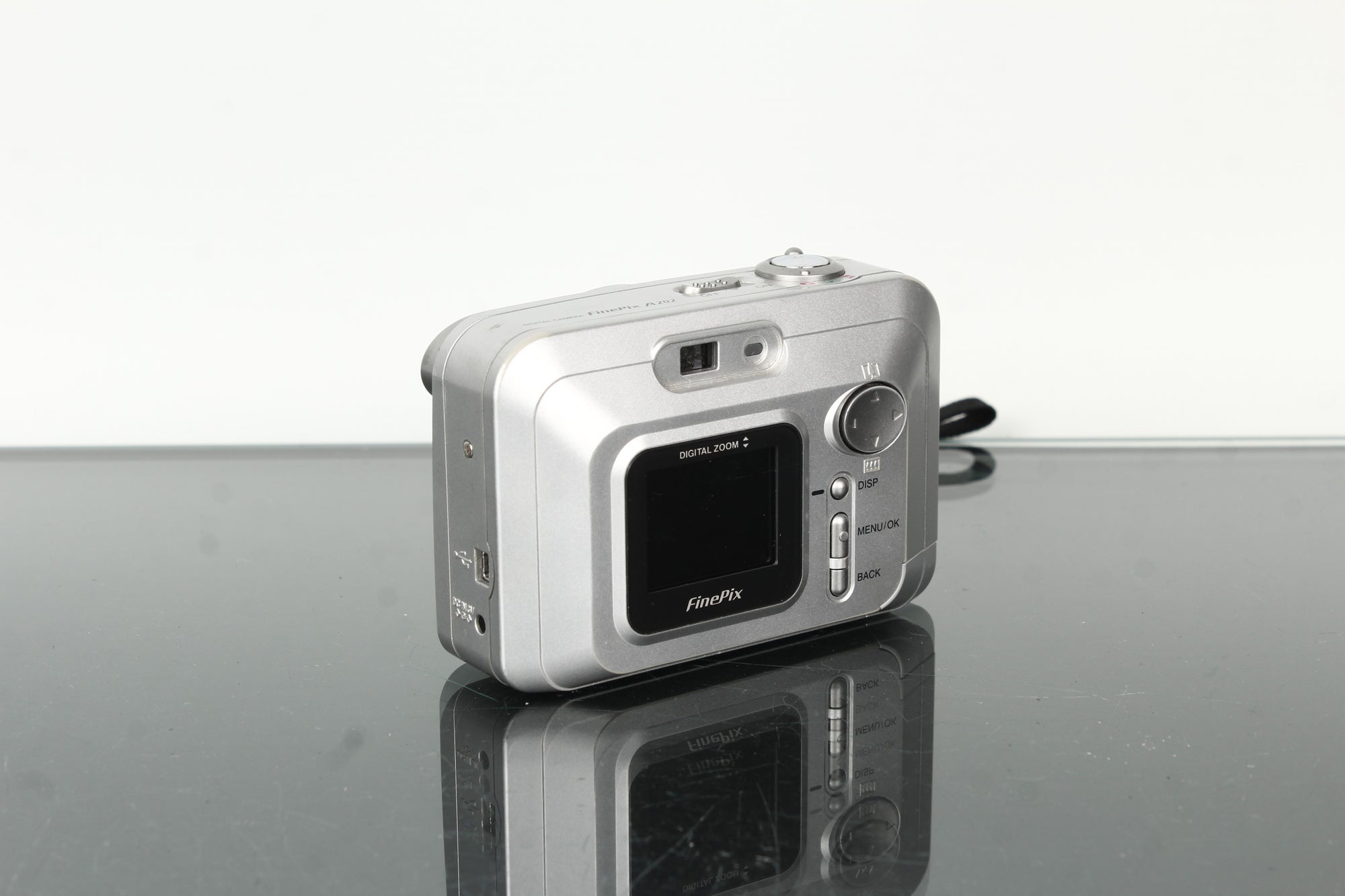 FUJIFILM FinePix A202