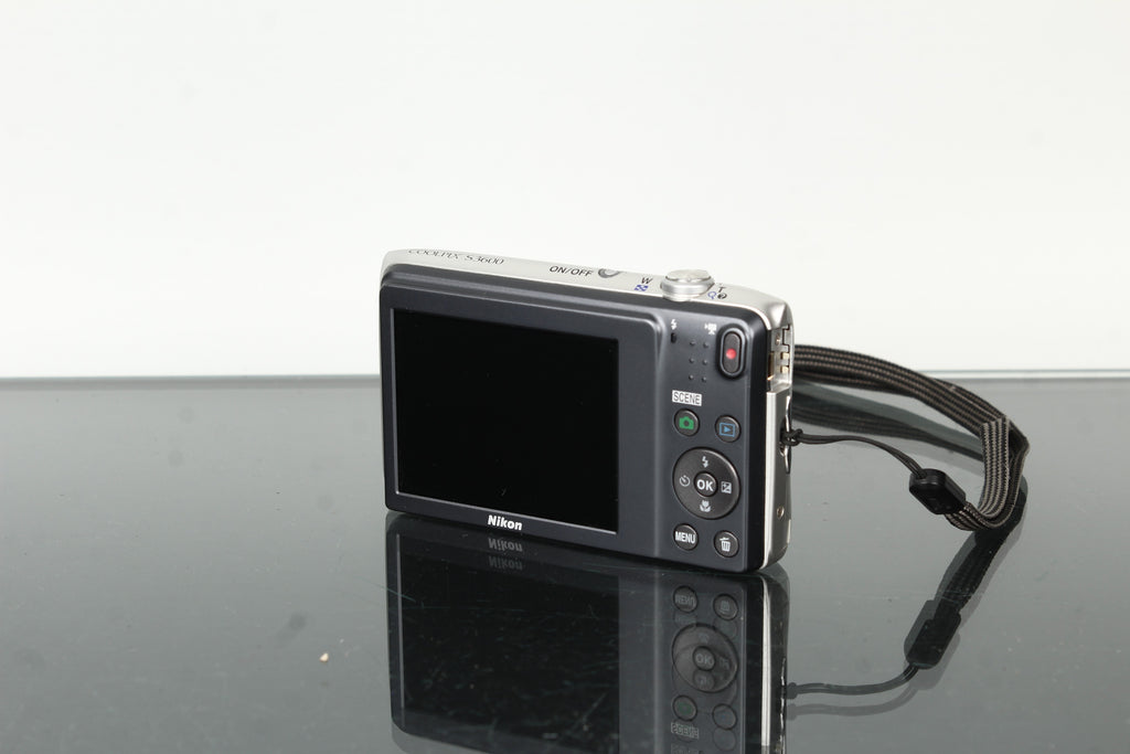 Nikon Coolpix S3600