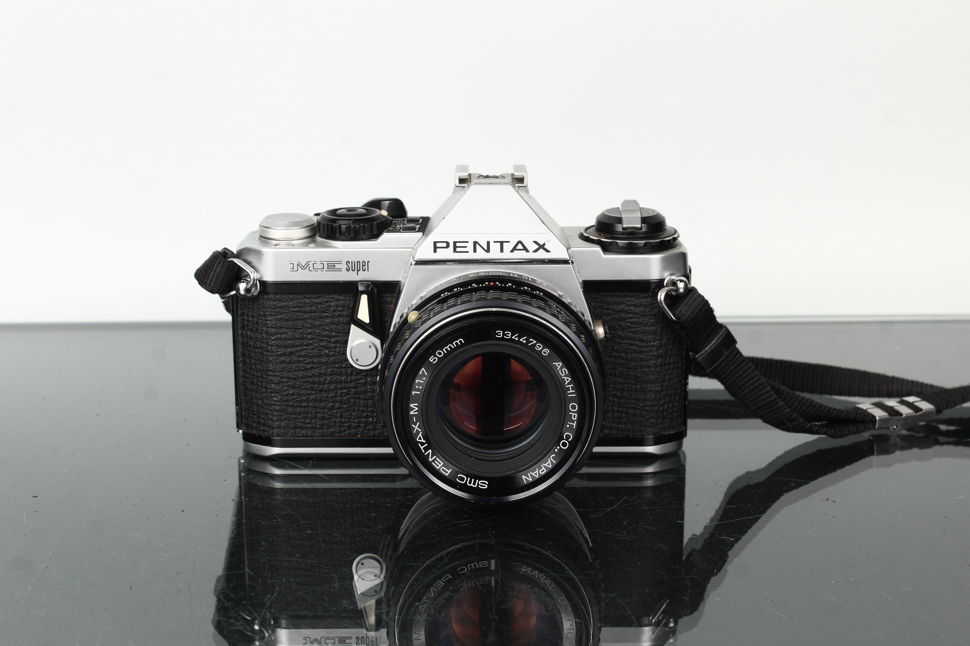 Pentax ME Super + Pentax-M 1:1.7 50mm