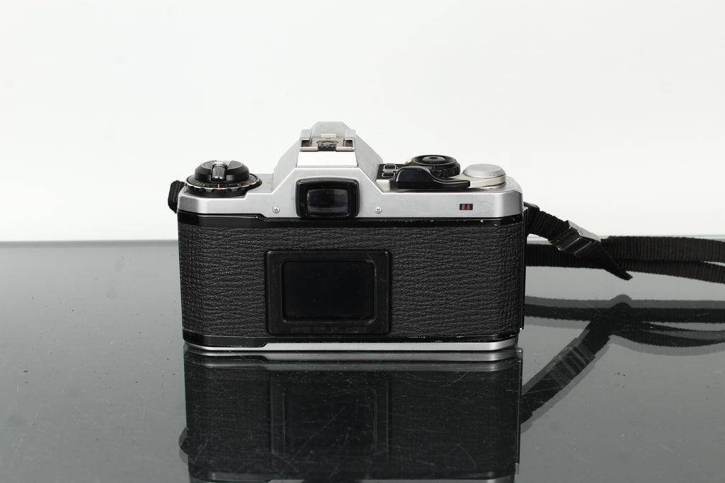 Pentax ME Super + Pentax-M 1:1.7 50mm