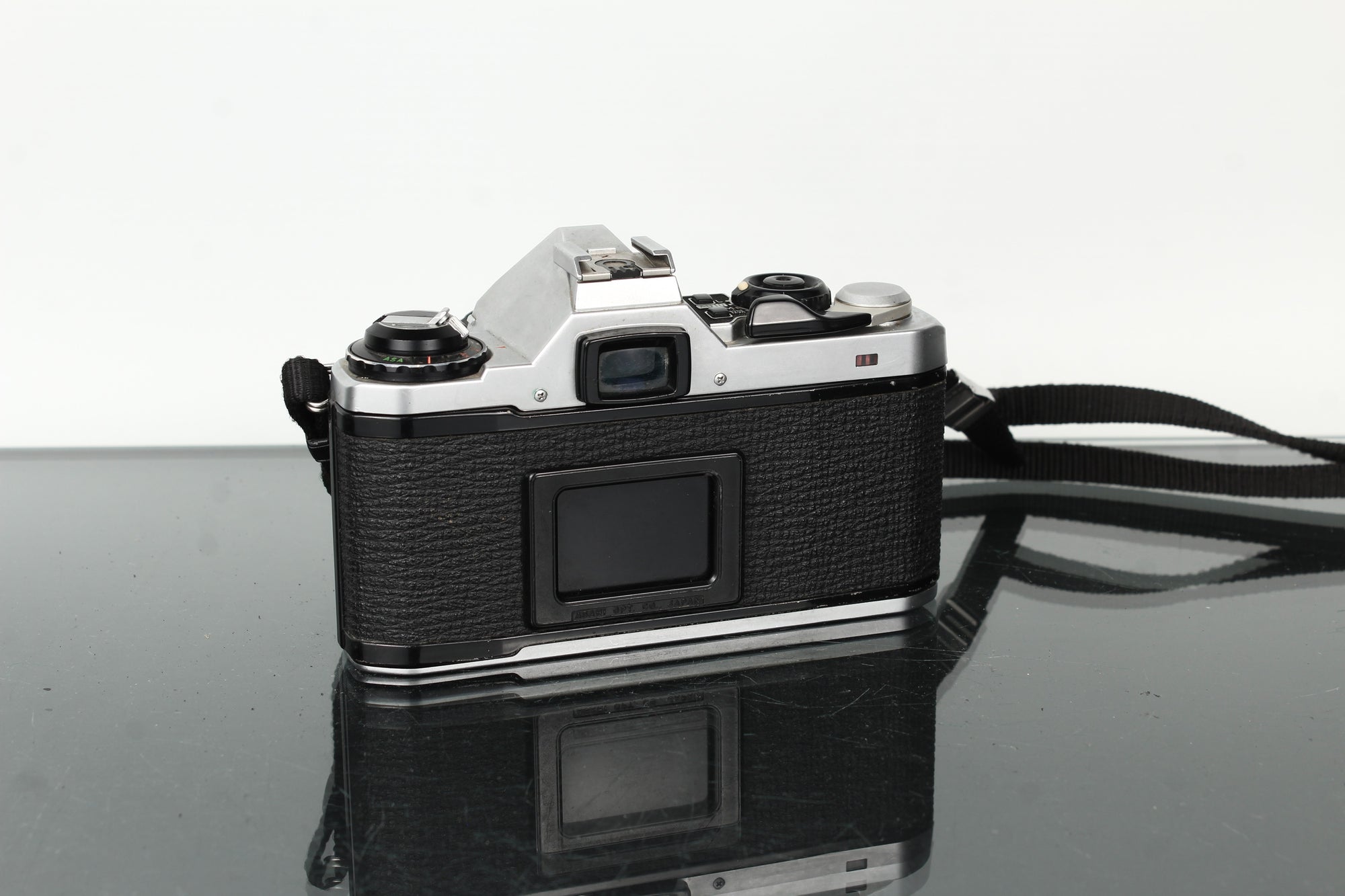 Pentax ME Super + Pentax-M 1:1.7 50mm