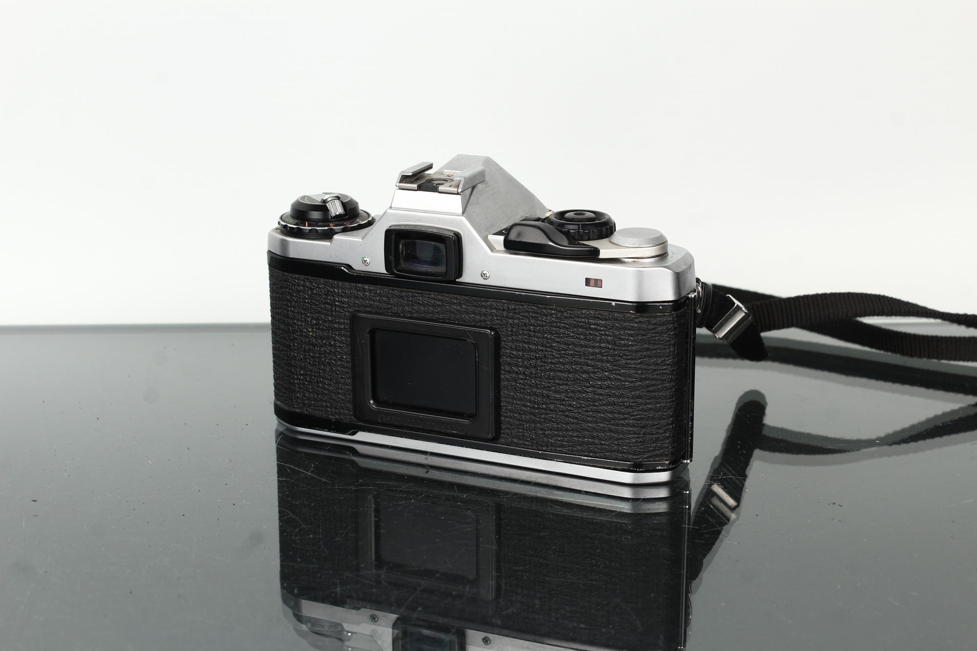 Pentax ME Super + Pentax-M 1:1.7 50mm