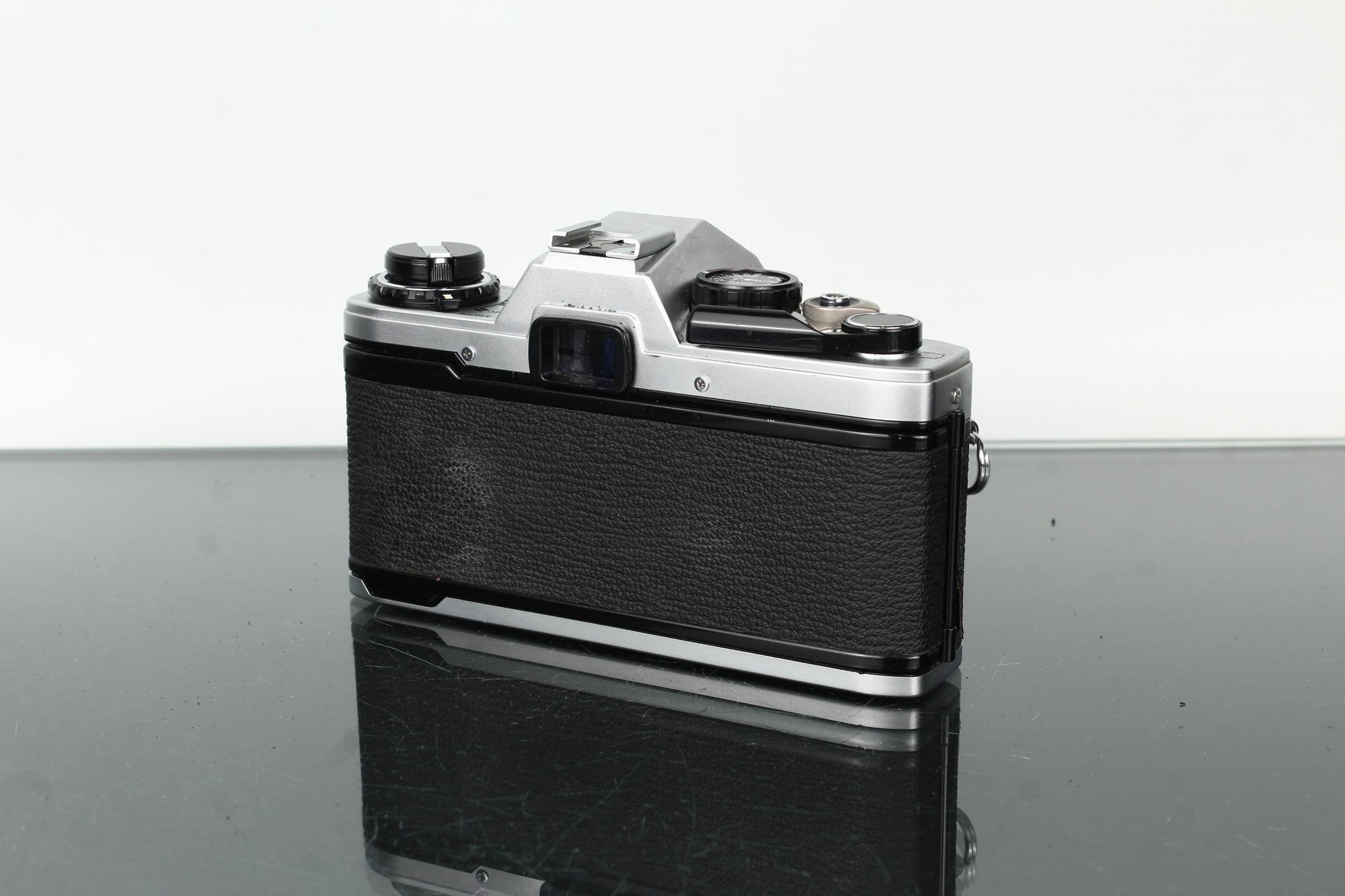 Olympus OM10 + Auto-S 50mm f/1.8