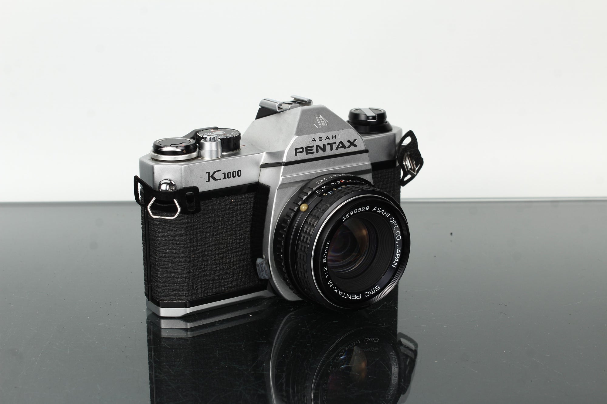 Pentax K1000 + Pentax-M 1:2 50mm