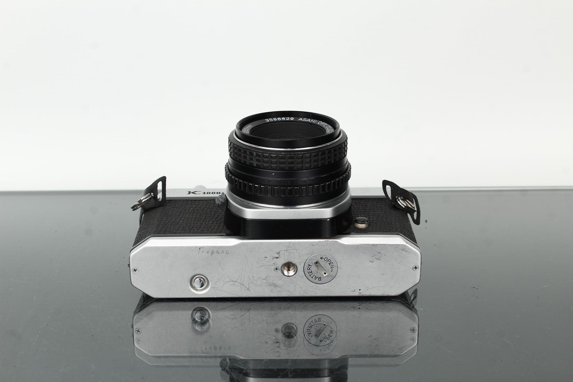 Pentax K1000 + Pentax-M 1:2 50mm