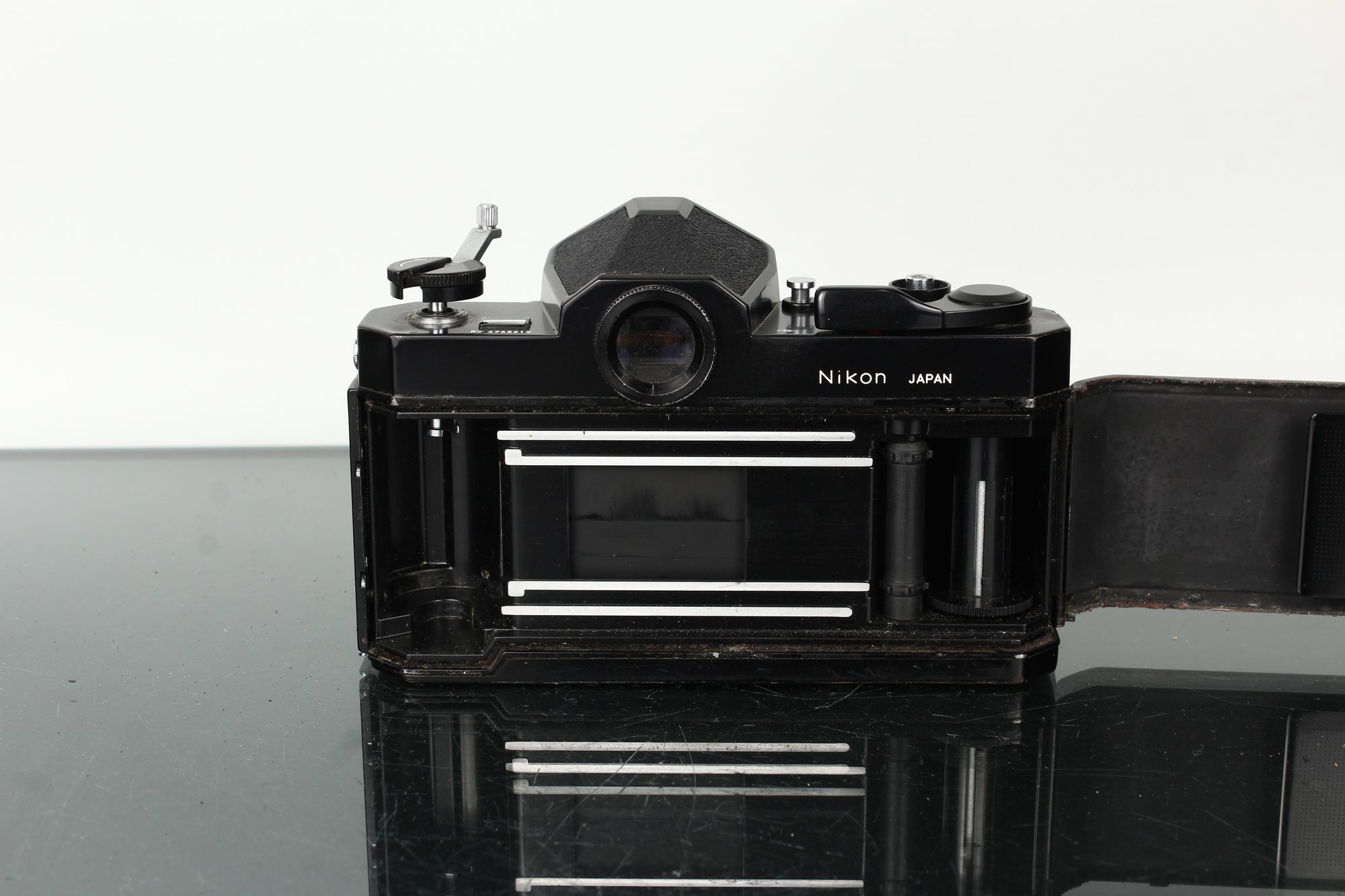 Nikon Nikkormat + Nikkor 1:2 50mm