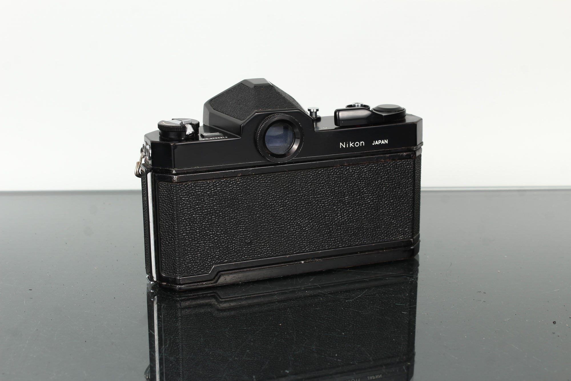 Nikon Nikkormat + Nikkor 1:2 50mm