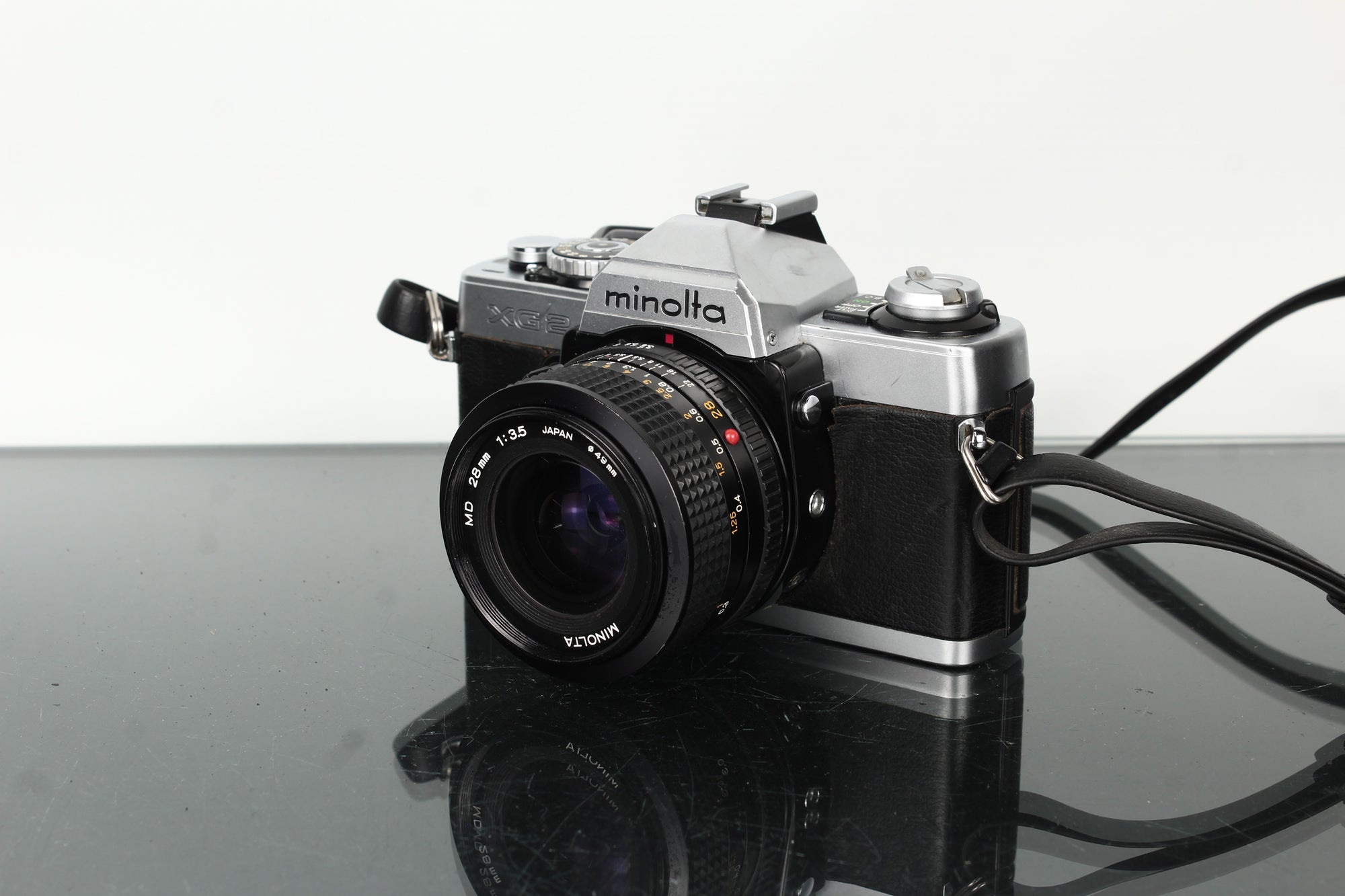 Minolta XG2 + Minolta MD 28mm f/3.5