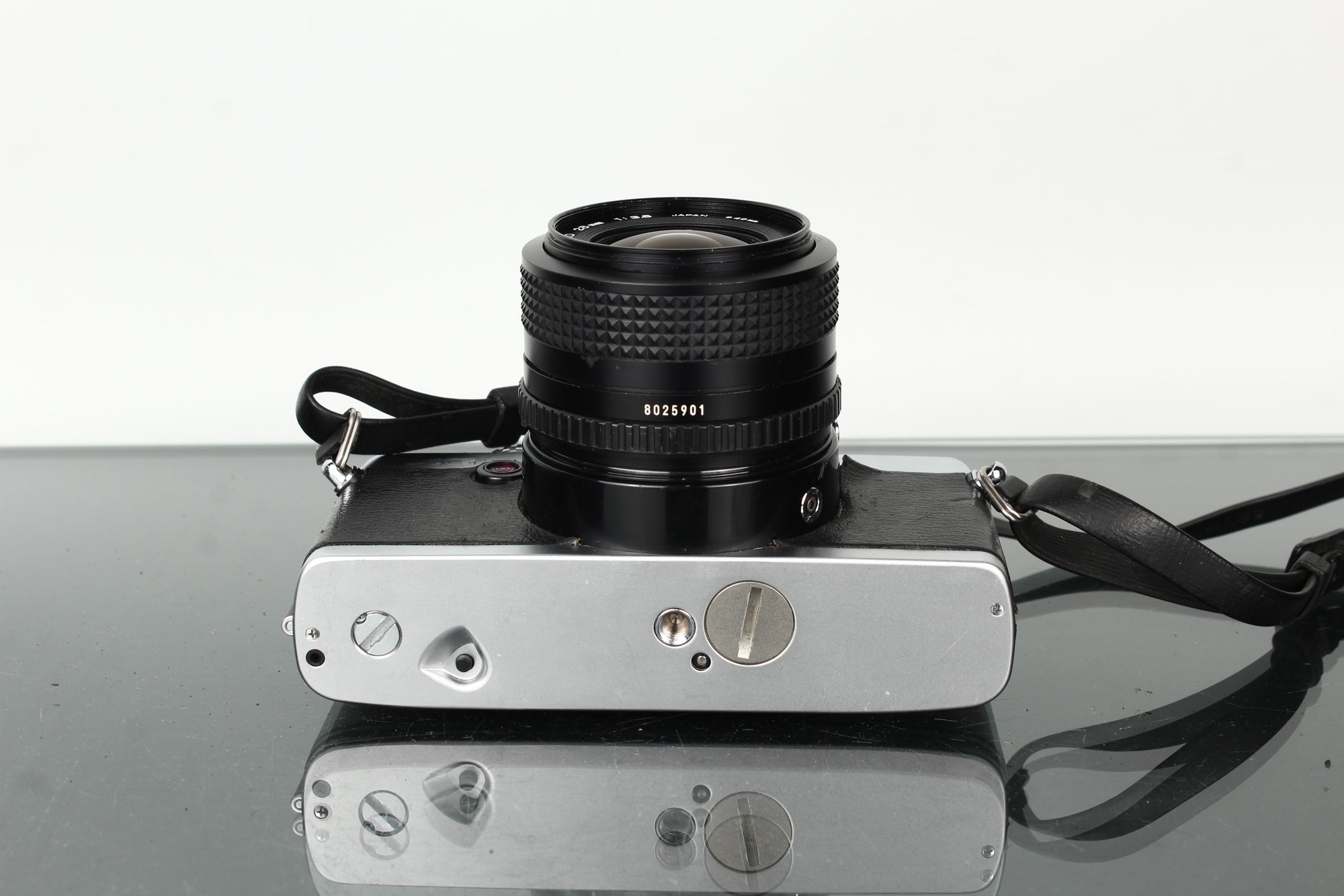 Minolta XG2 + Minolta MD 28mm f/3.5