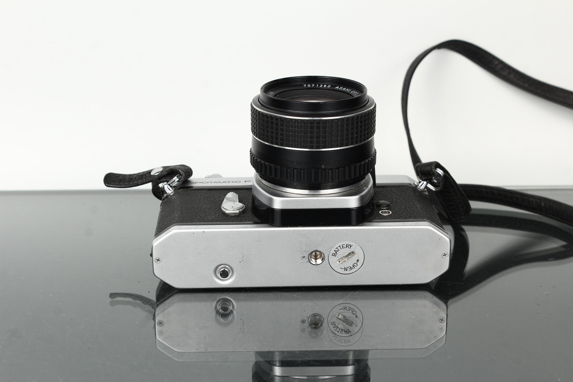 Pentax Spotmatic F + Takumar 1:1.4 50mm