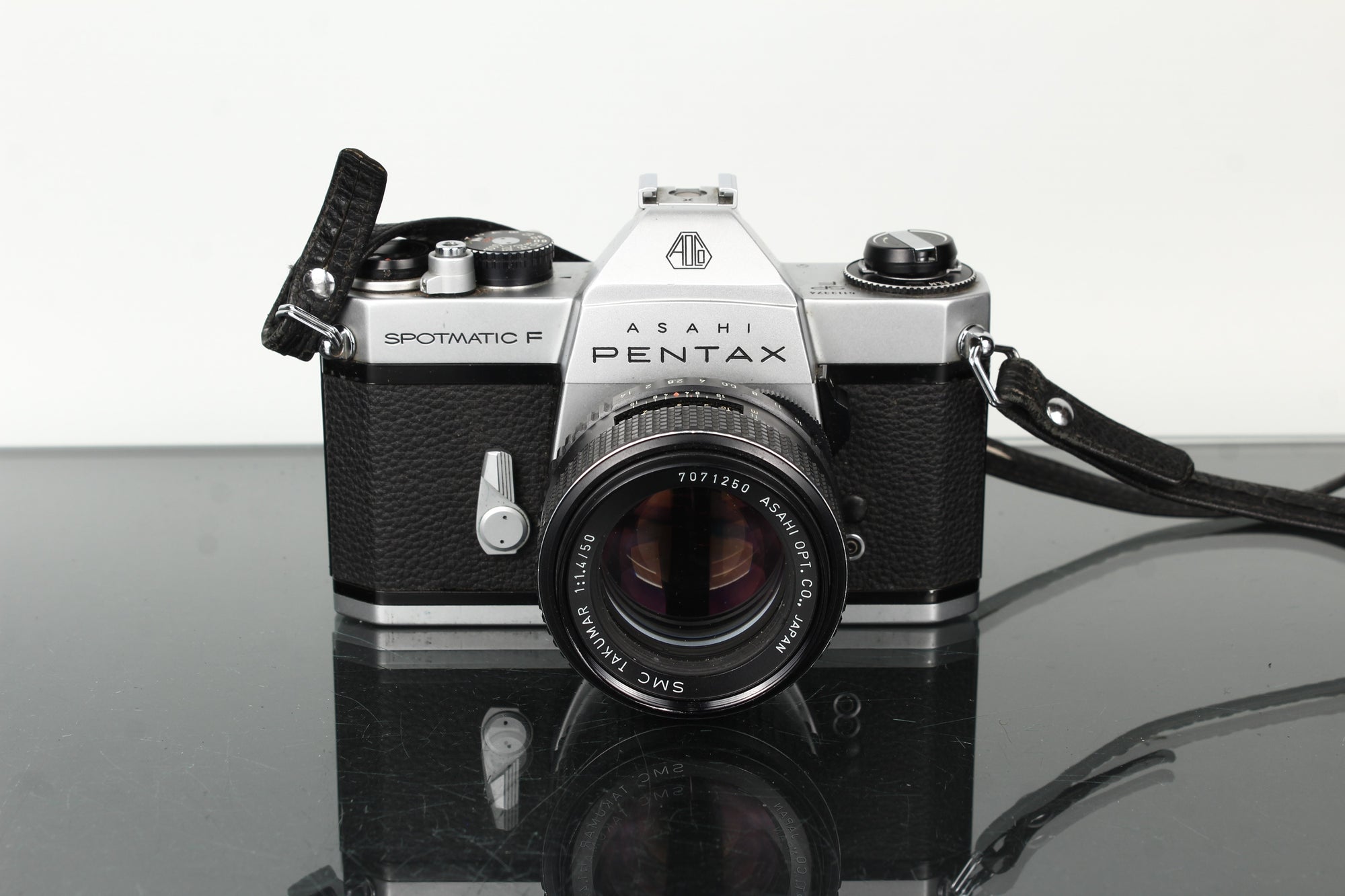 Pentax Spotmatic F + Takumar 1:1.4 50mm