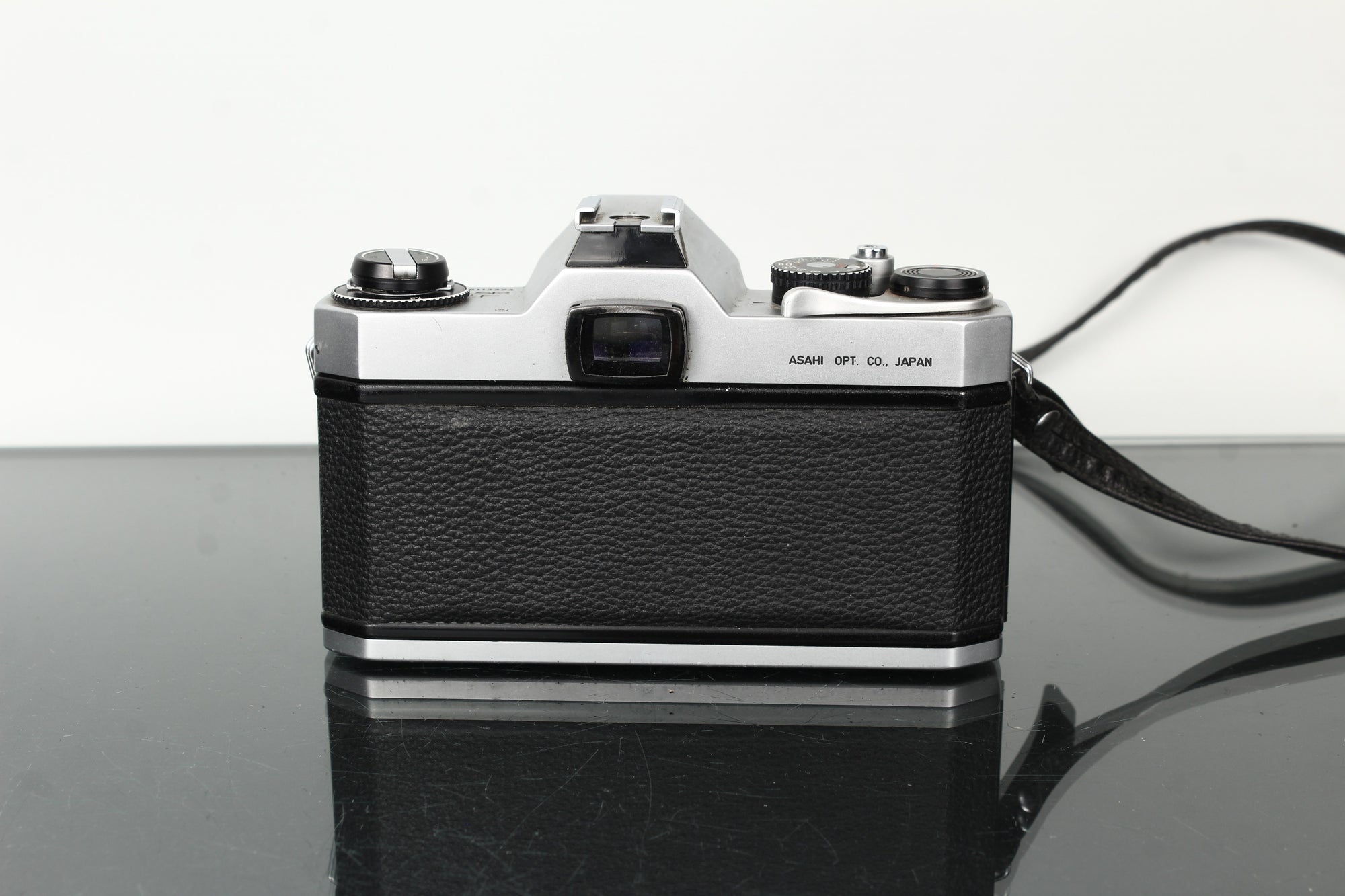 Pentax Spotmatic F + Takumar 1:1.4 50mm