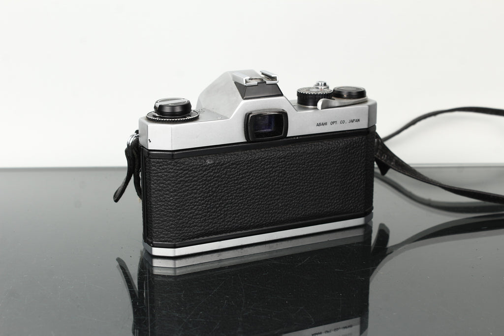 Pentax Spotmatic F + Takumar 1:1.4 50mm