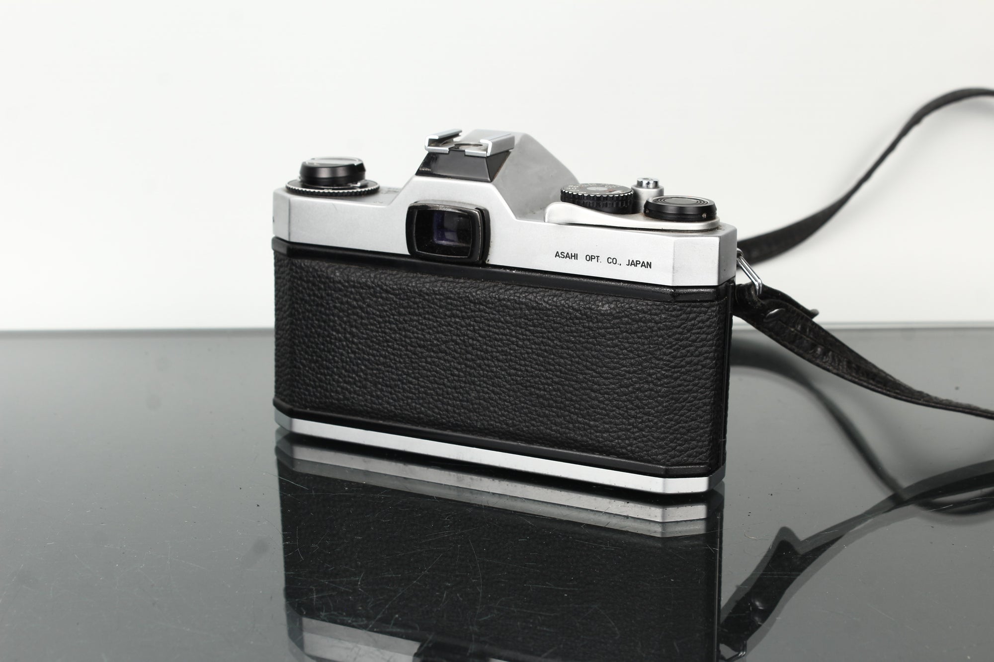 Pentax Spotmatic F + Takumar 1:1.4 50mm