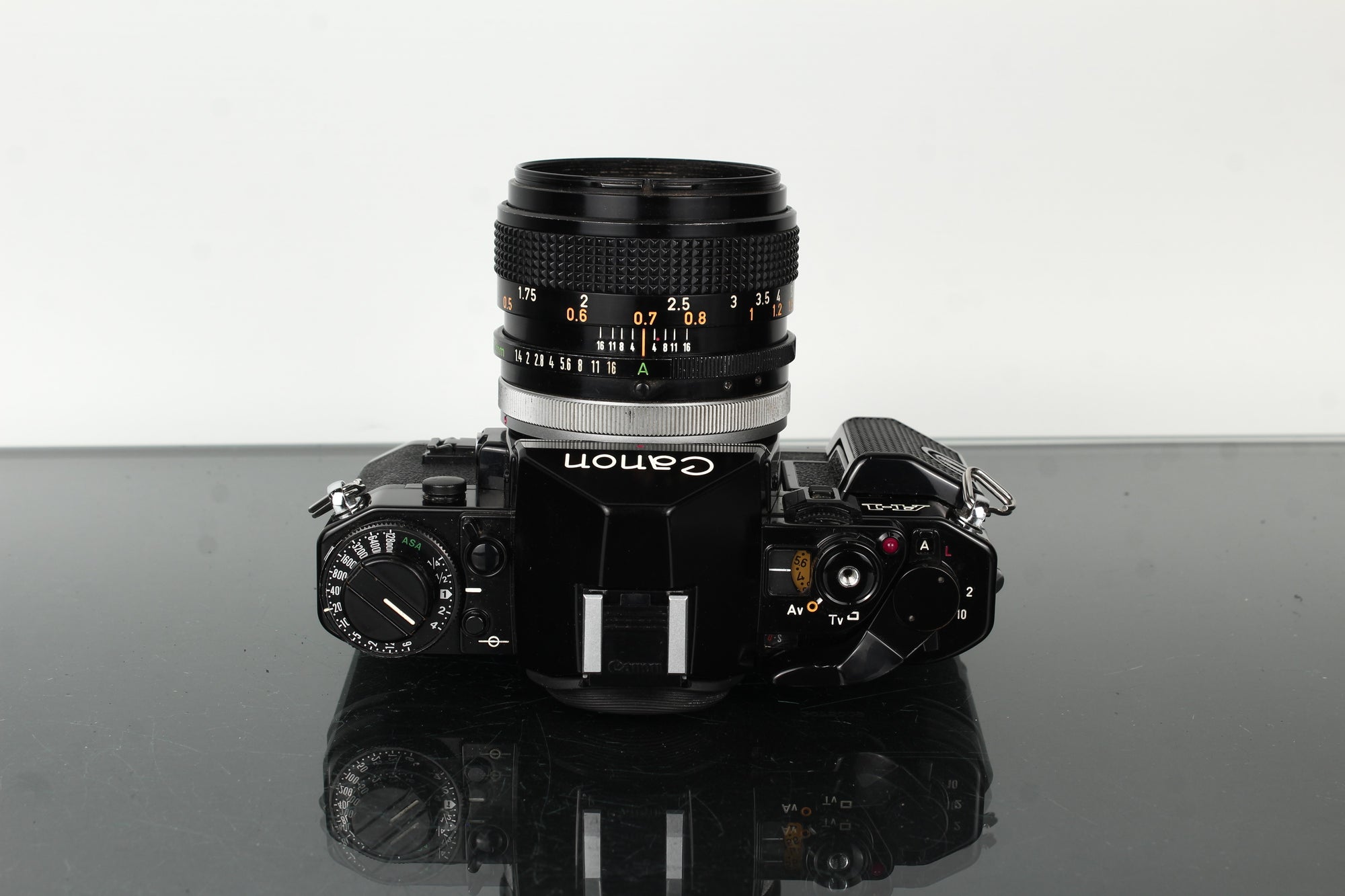 Canon A-1 + Canon Lens FD 50mm 1:1.4 SSC