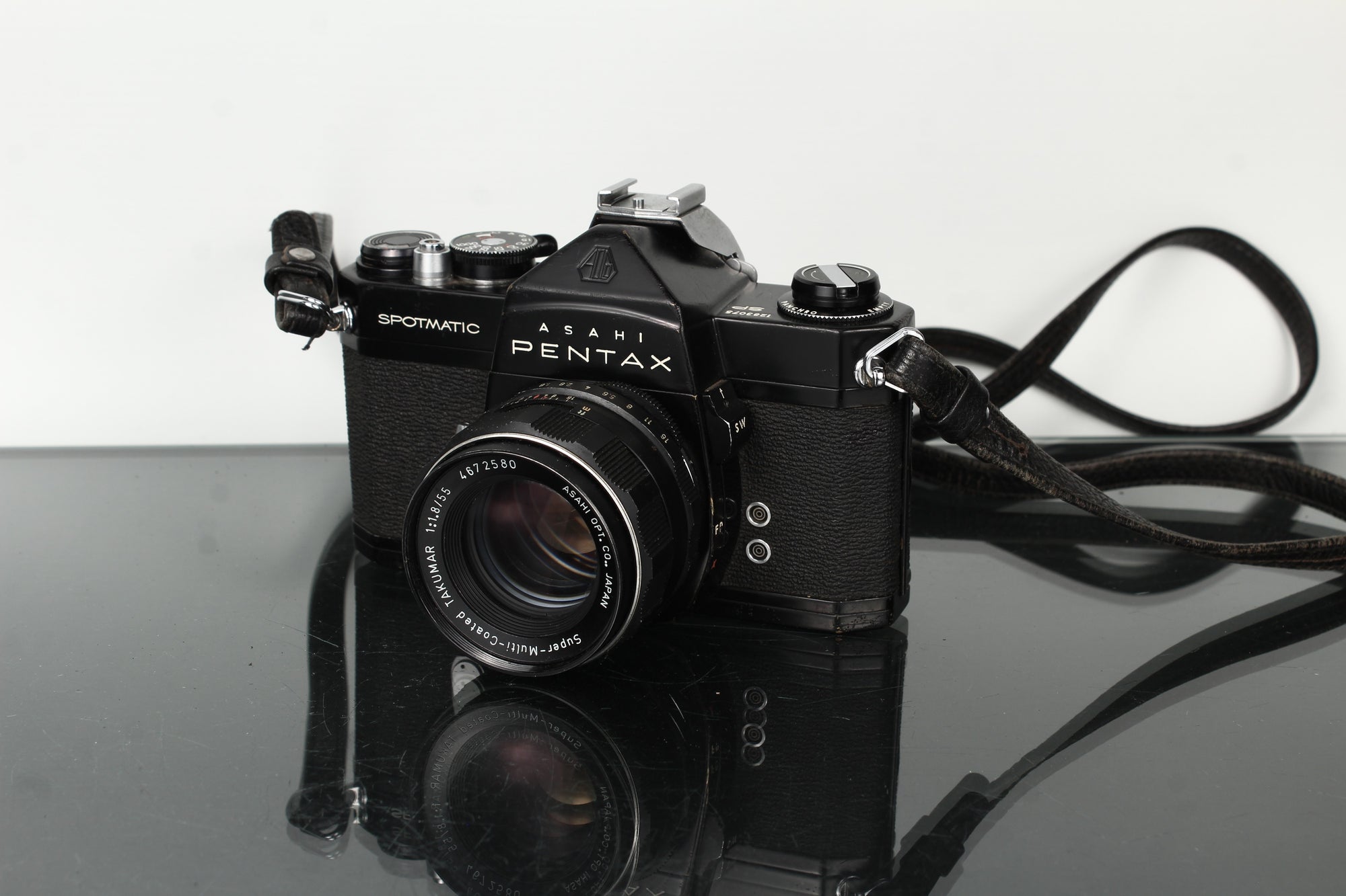 Asahi Spotmatic + Super-Multi-Coated Takumar 1:1.8 55mm