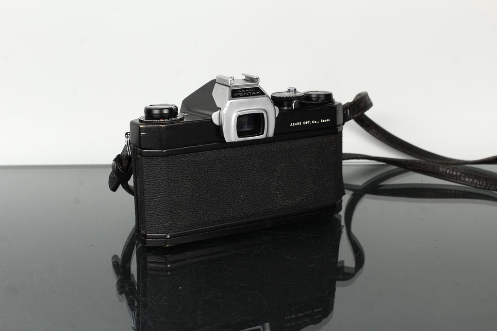 Asahi Spotmatic + Super-Multi-Coated Takumar 1:1.8 55mm