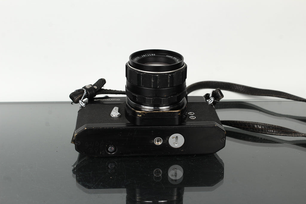 Asahi Spotmatic + Super-Multi-Coated Takumar 1:1.8 55mm