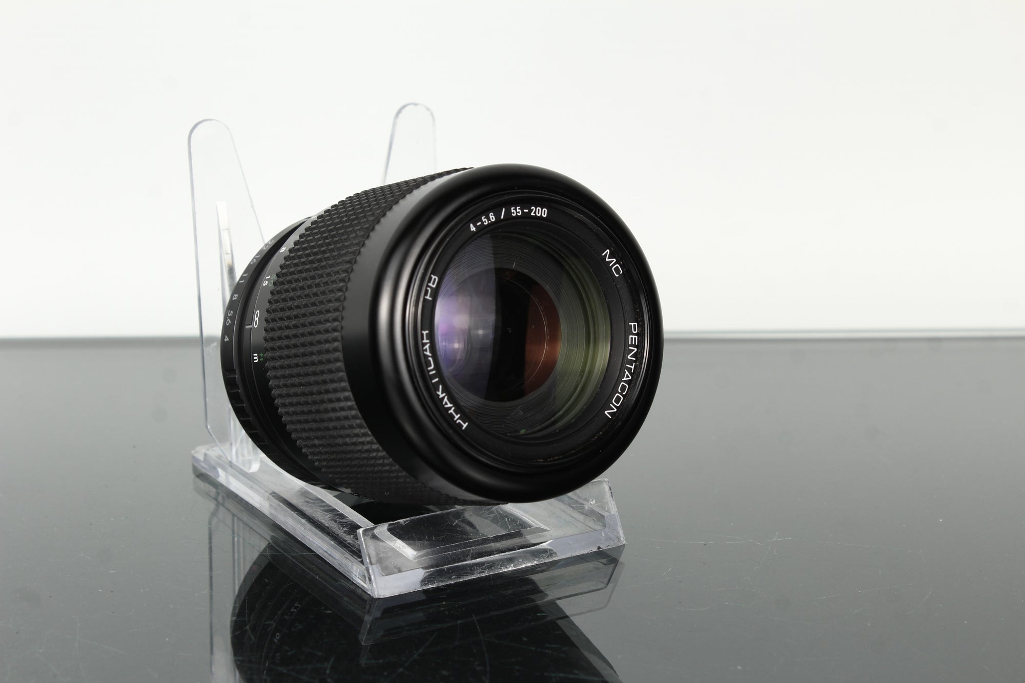 Pentacon Prakticar PB 55-200mm f/4-5.6 MC