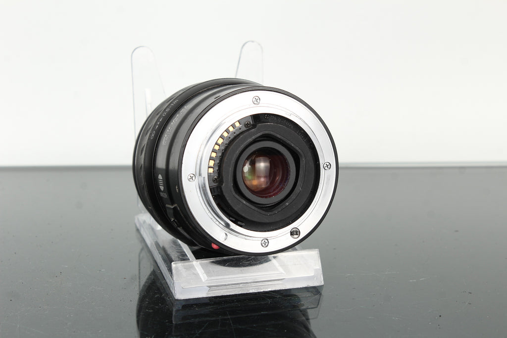 Minolta Zoom XI 28-105mm 1:3.5(22)-4.5