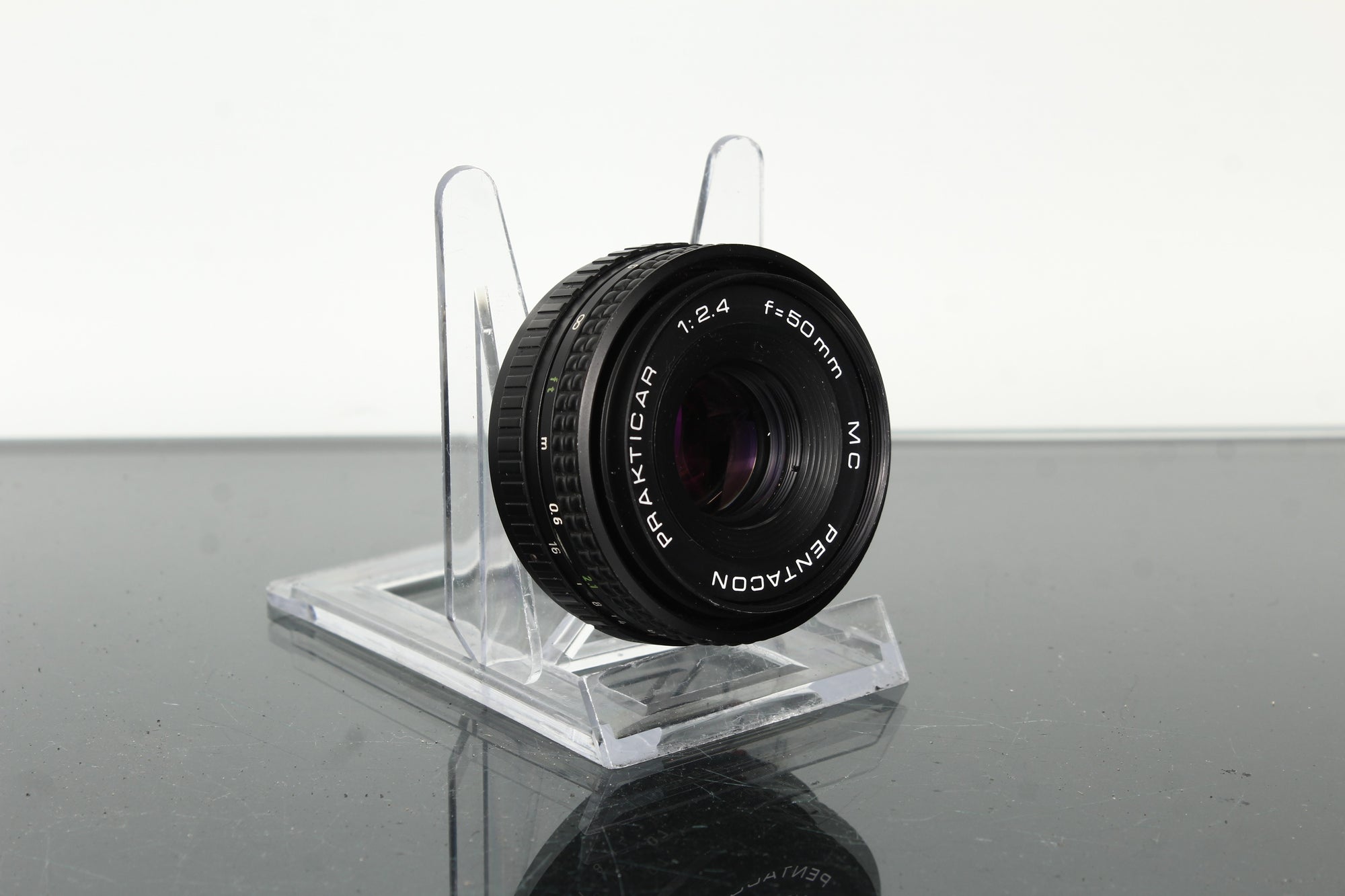 Pentacon Prakticar 1:2.4 f=50mm