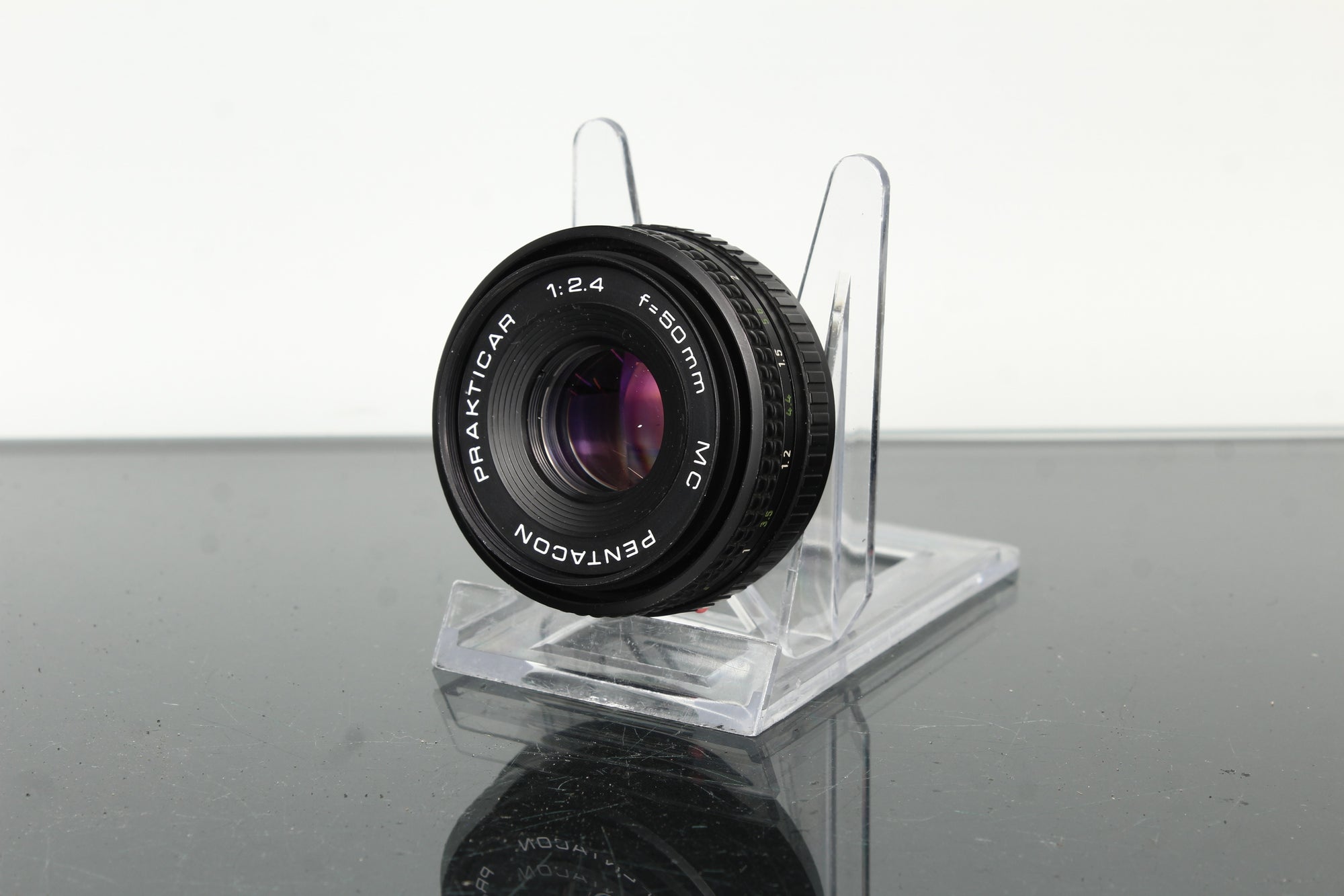 Pentacon Prakticar 1:2.4 f=50mm