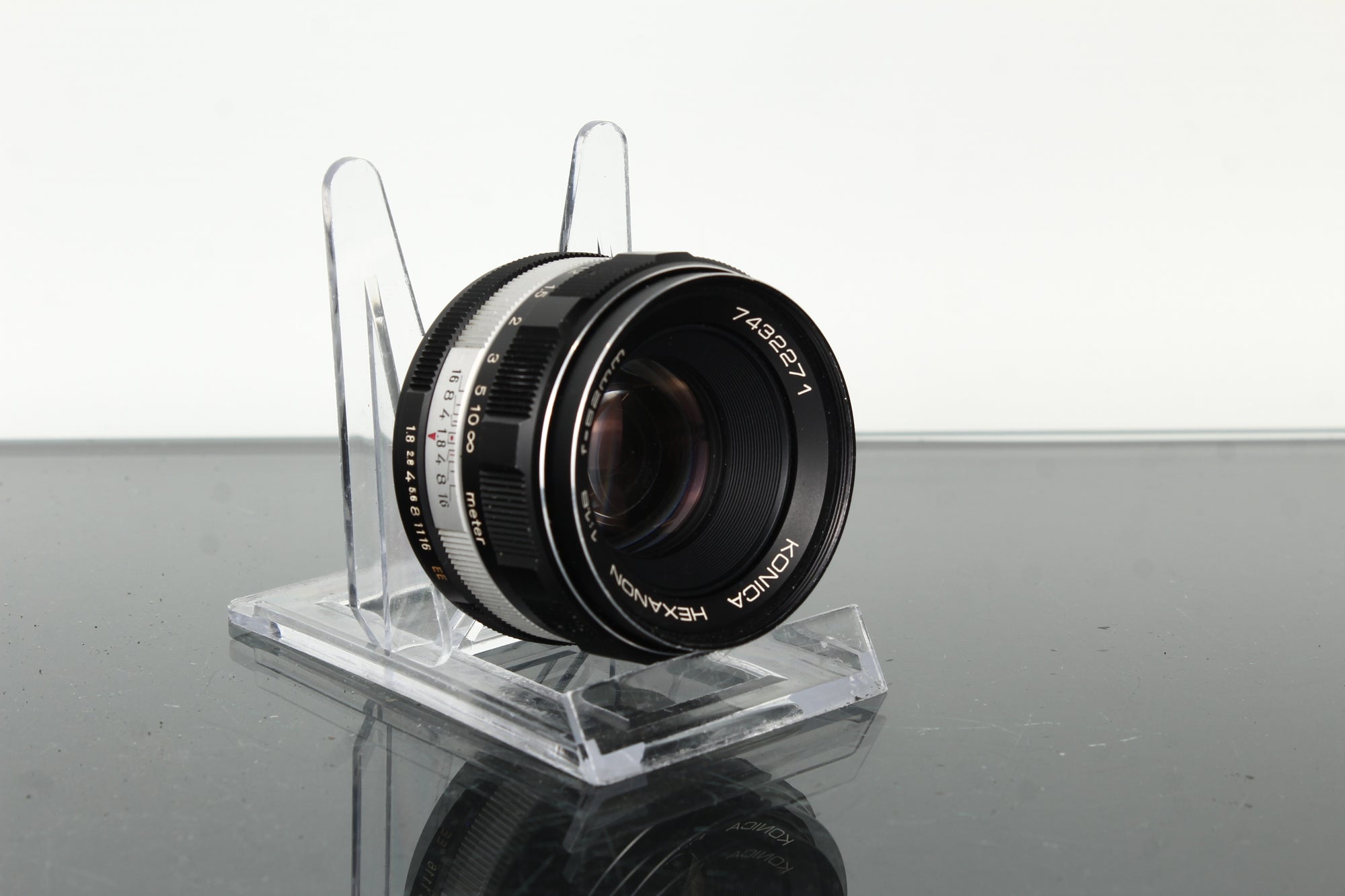 Konica Hexanon 52mm f/1.8