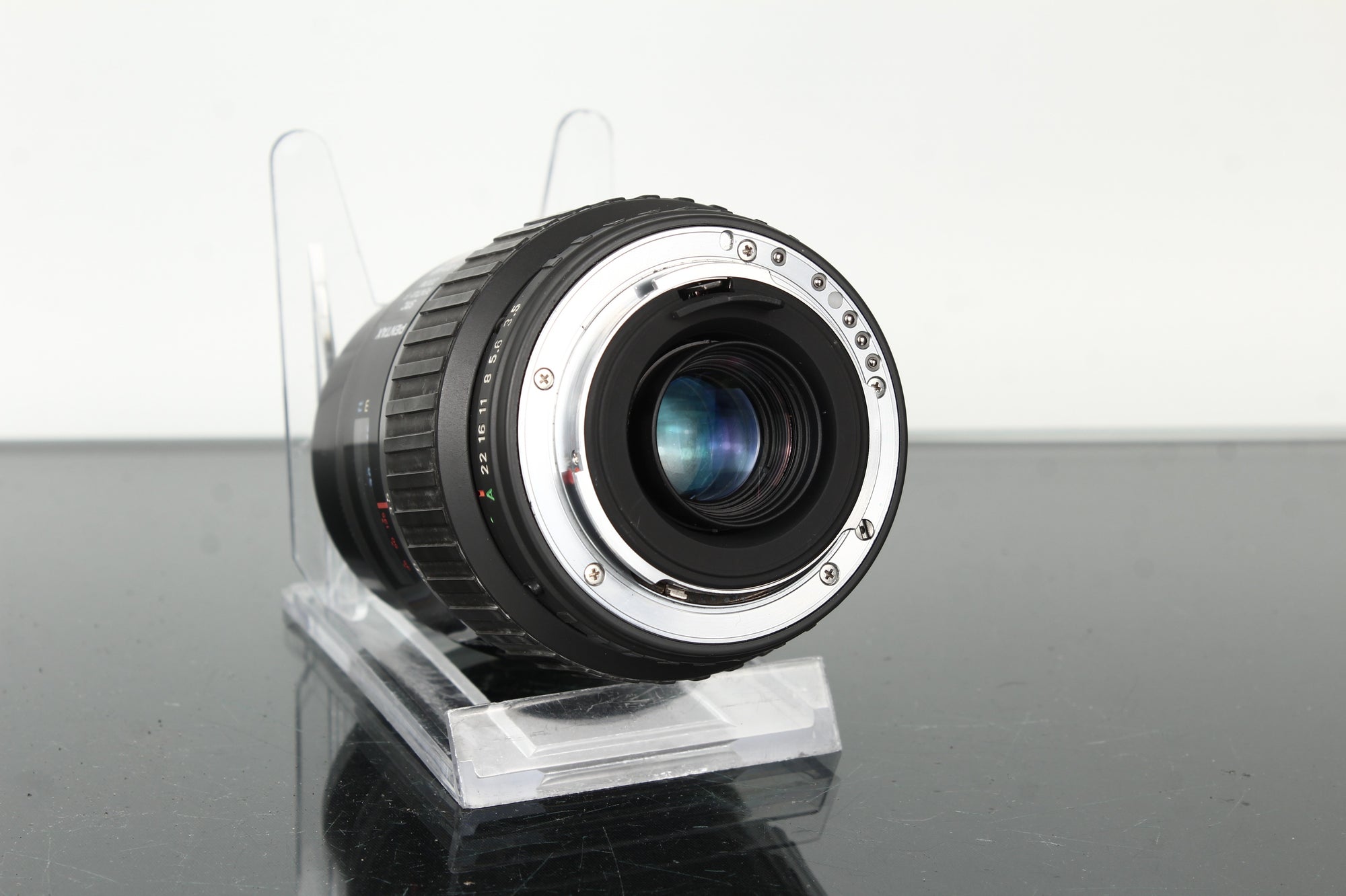 SMC Pentax-F Zoom 35-135mm f/3.5-4.5