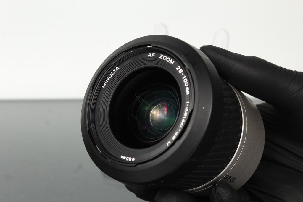 Minolta AF Zoom 28-100mm 1:3.5(22)-5.6 D 55mm