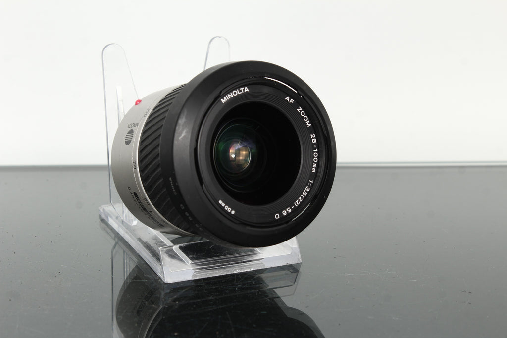 Minolta AF Zoom 28-100mm 1:3.5(22)-5.6 D 55mm