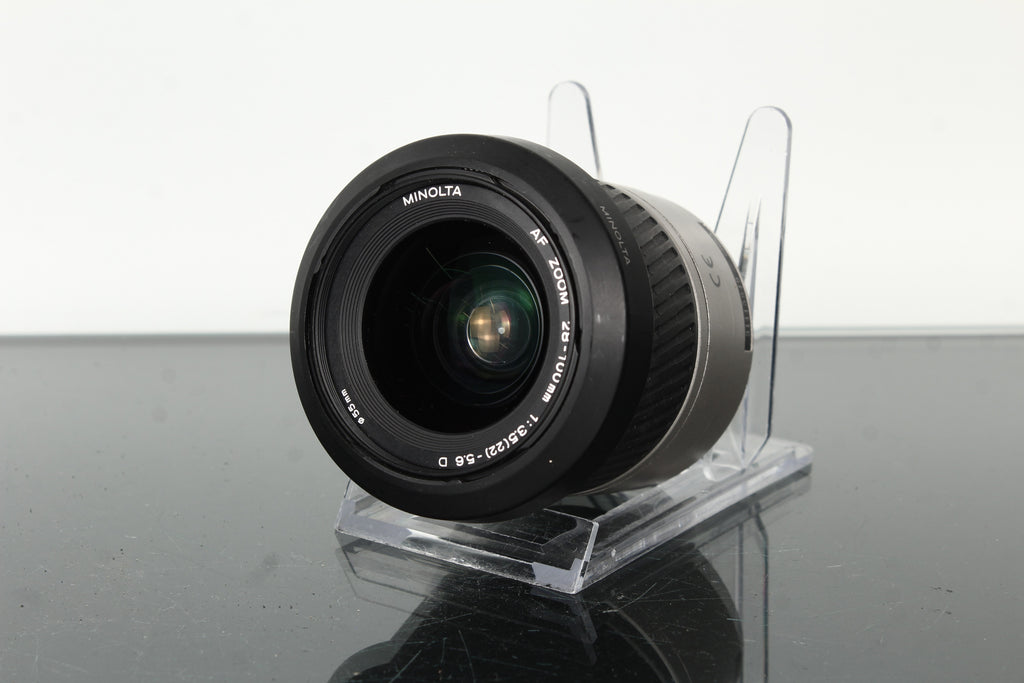 Minolta AF Zoom 28-100mm 1:3.5(22)-5.6 D 55mm