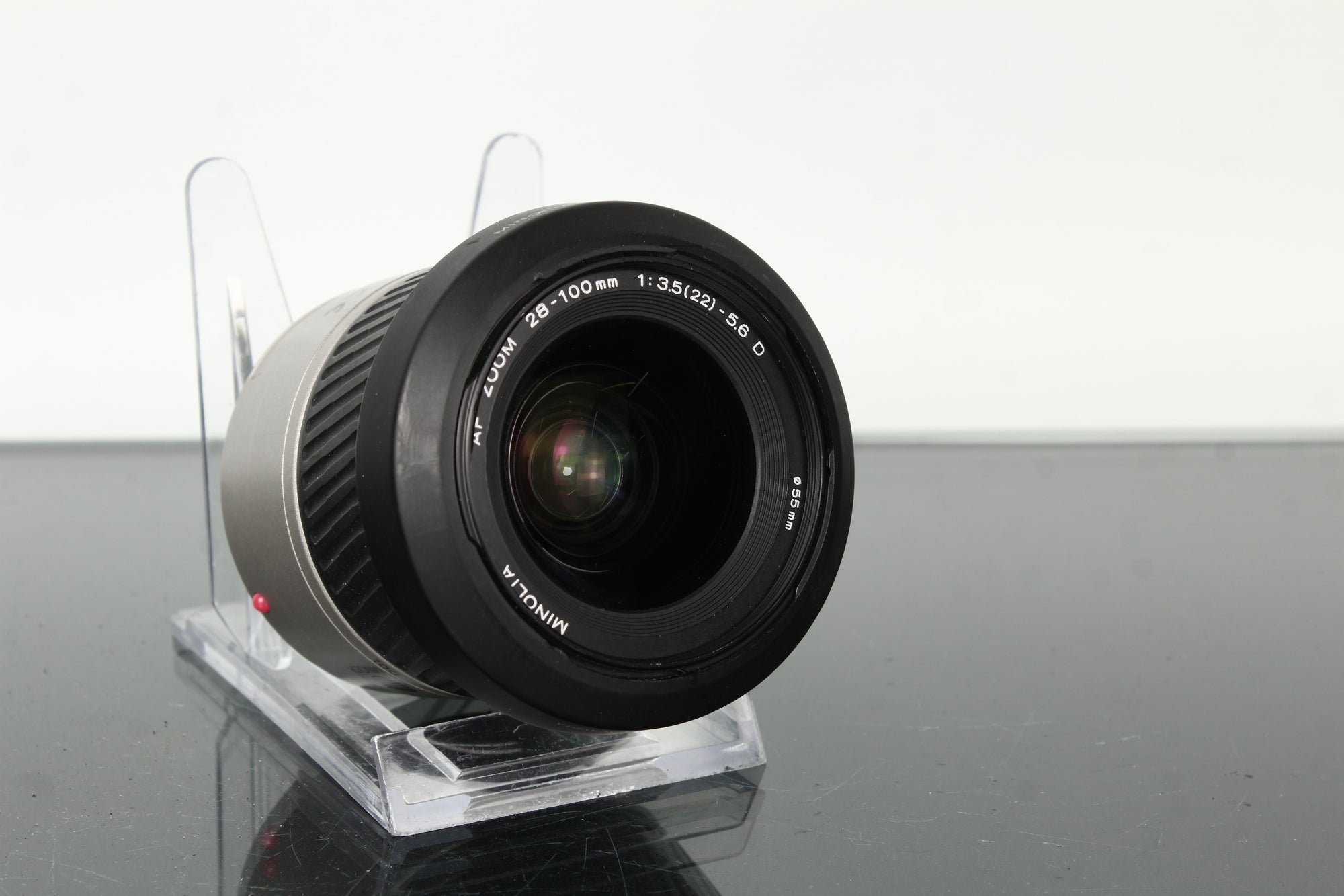 Minolta AF Zoom 28-100mm 1:3.5(22)-5.6 D 55mm