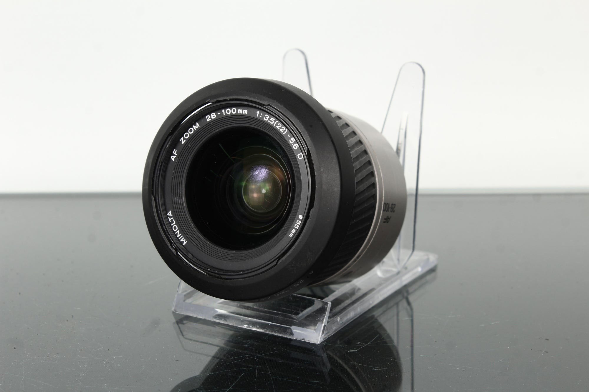 Minolta AF Zoom 28-100mm 1:3.5(22)-5.6 D 55mm