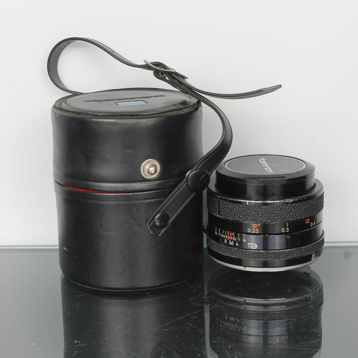 Tamron 1:2.8 28mm Adaptall mount