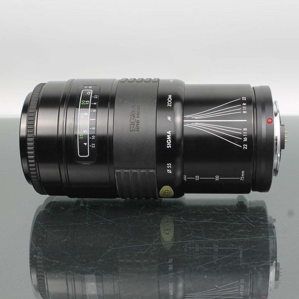 Sigma AF Zoom 1:3.8 75-200mm