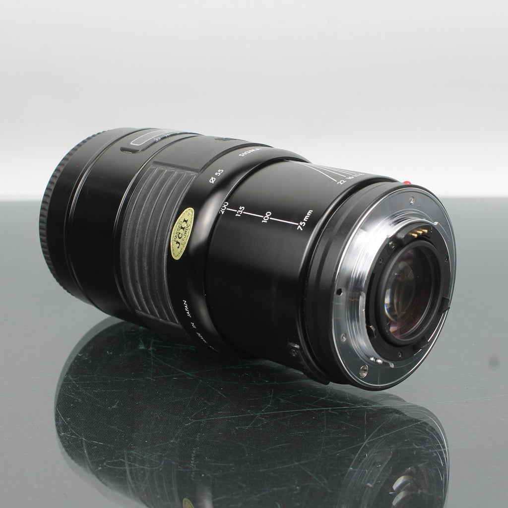 Sigma AF Zoom 1:3.8 75-200mm